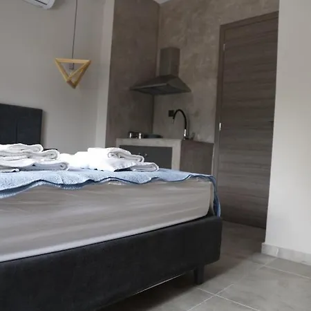 Ξενοδοχείο με διαμερίσματα Aelia Boutique & Βρασνά