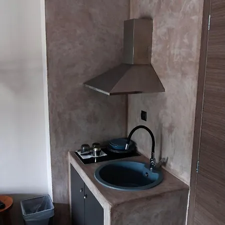 Aelia Boutique & Aparthotel Nea Vrasna